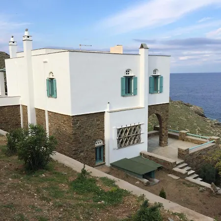 Вилла Marpesia Isternia (Tinos)